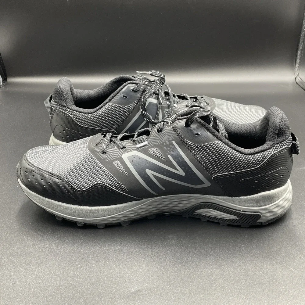 New Balance 410v8 Trail Running Shoes Black Grey MT410LB8 Mens Size 10.5 Wide 4E
